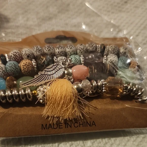 Chic Beaded Bracelet Set - Multicolor - Picture 3 of 3